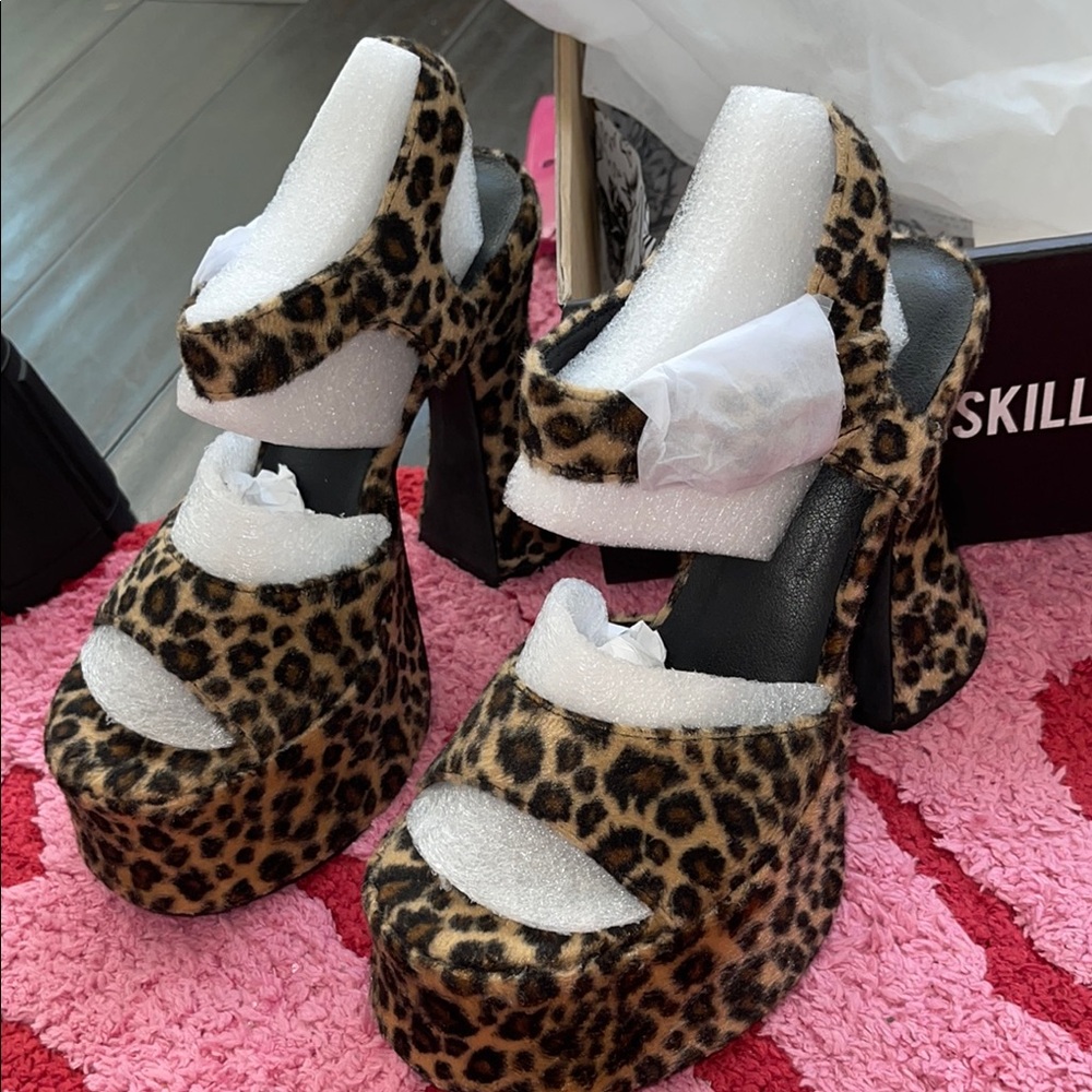 Current Mood Brown and Black Platform Shoes
